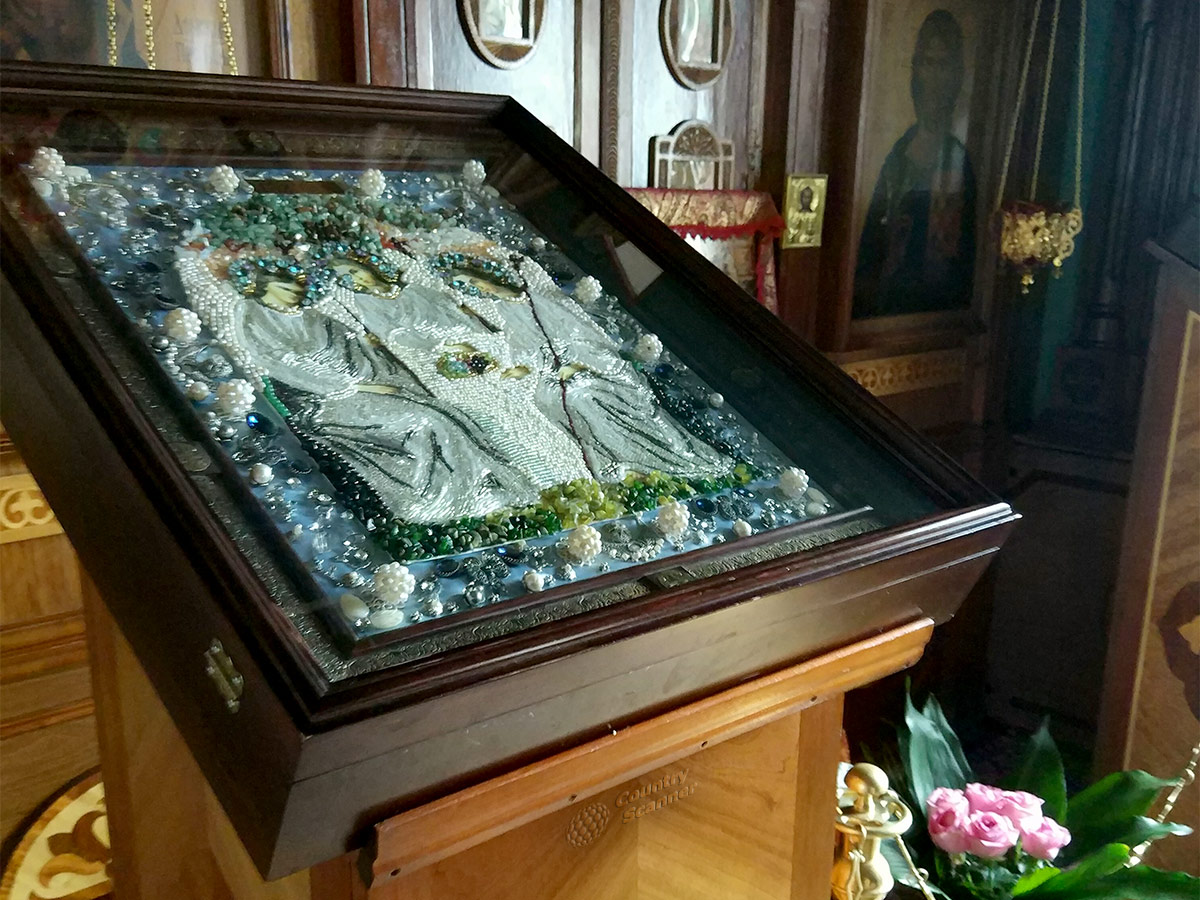 Церковь Знамения Пресвятой Богородицы в Дубровицах