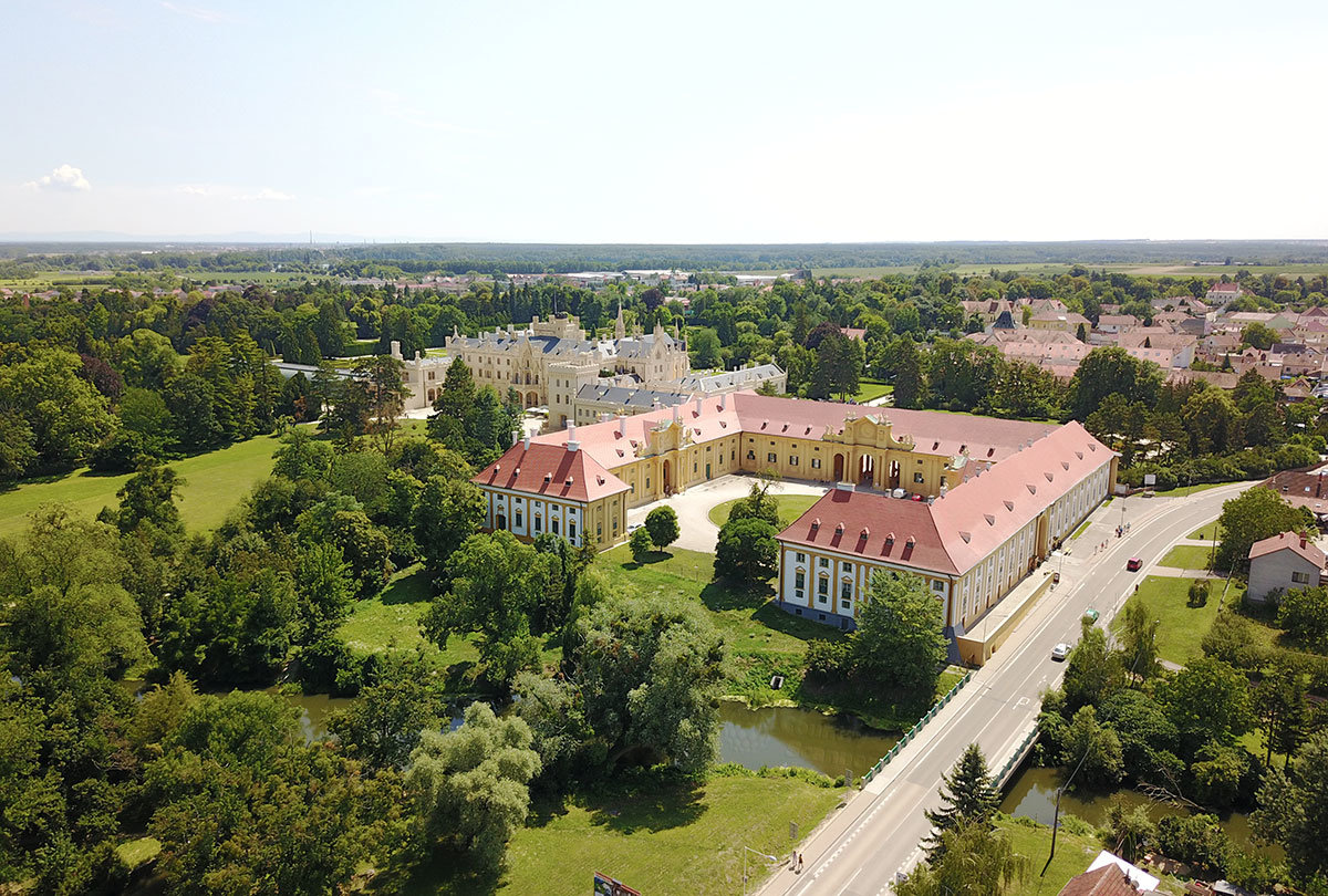 Замок Леднице (квадрокоптер)