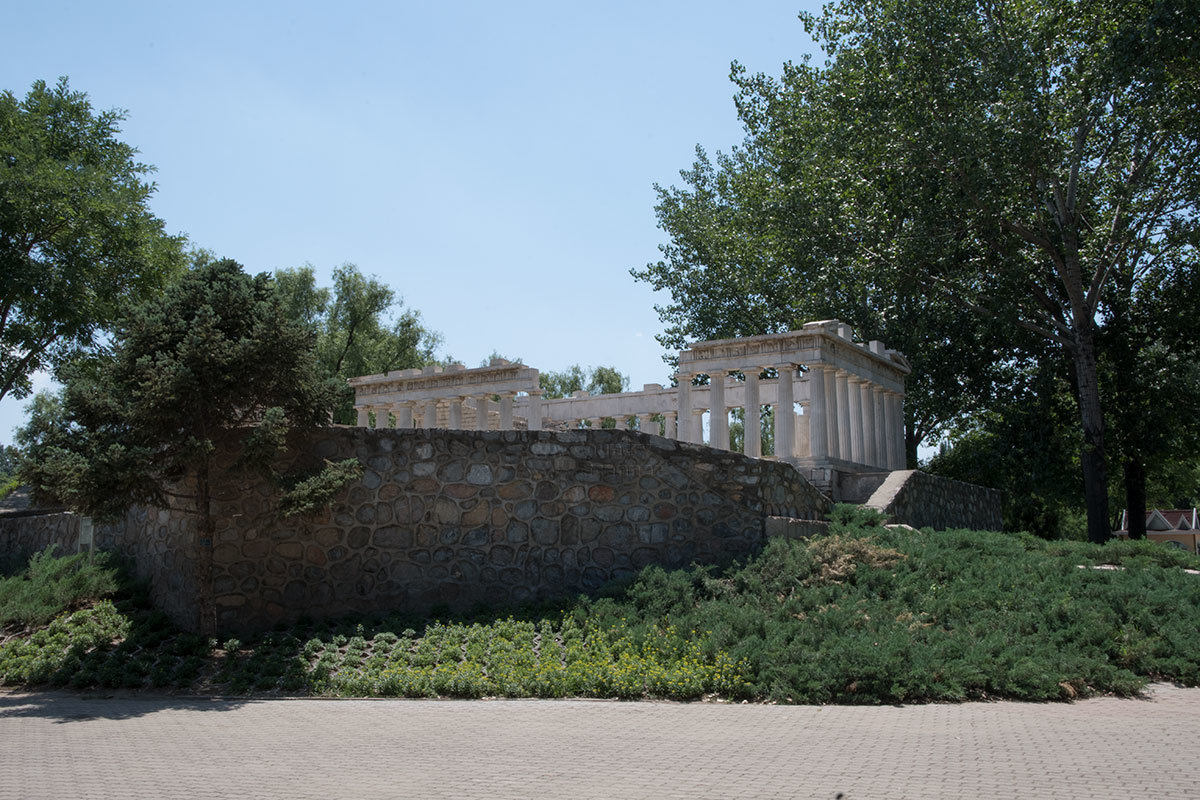 Пекинский парк Мира (World Park)