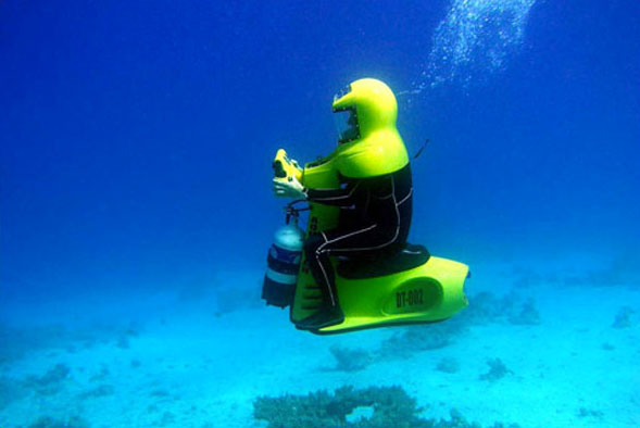 underwater_scooters_29.jpg