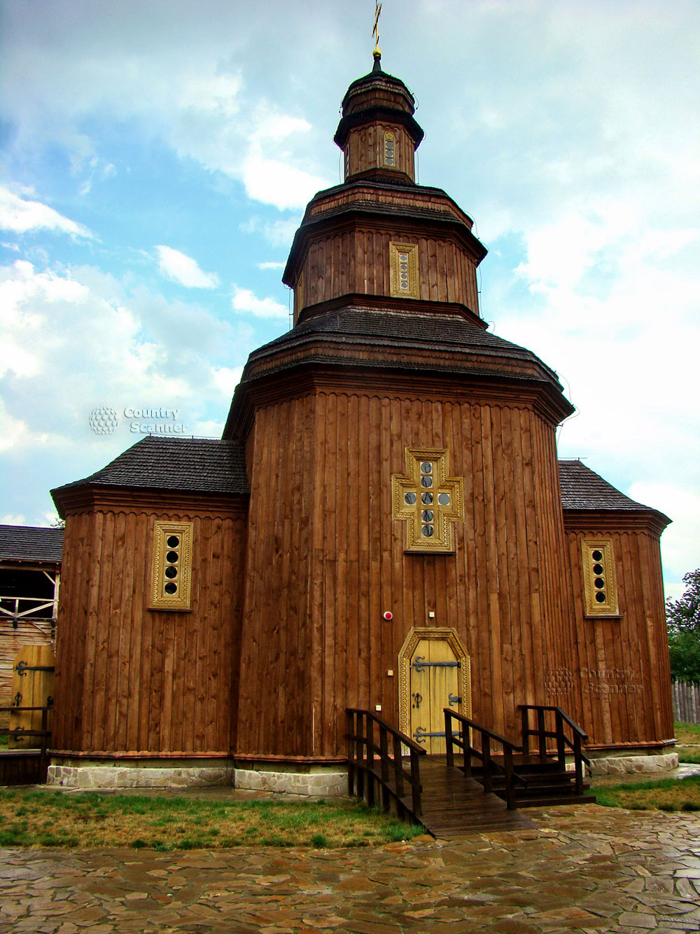 Литовский замок в Батурине. Церковь Воскрешения Господня
