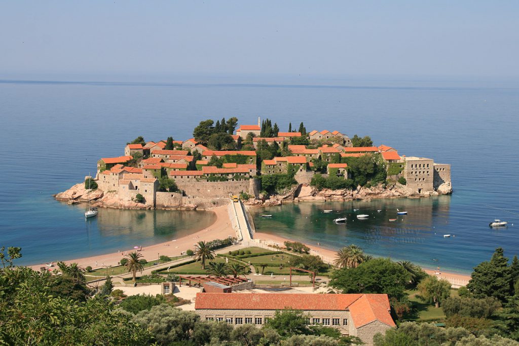 ostrov-svyatogo-stefana-countryscanner-1-1024x683.jpg