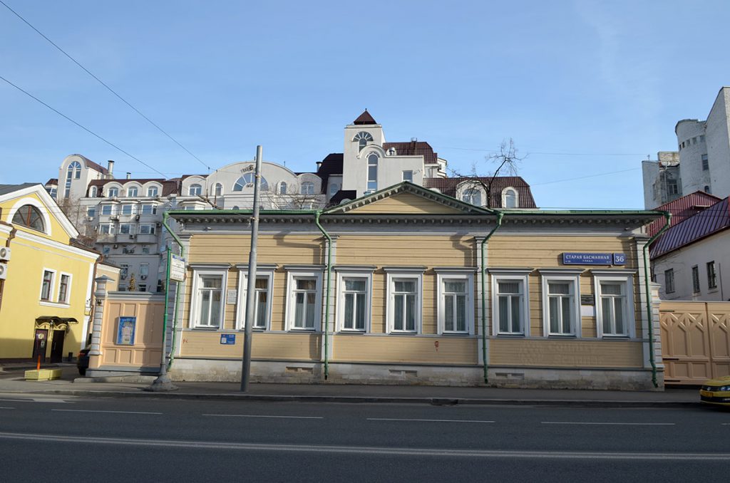 dom-muzey-v-l-pushkina-countryscanner-1-1024x678.jpg