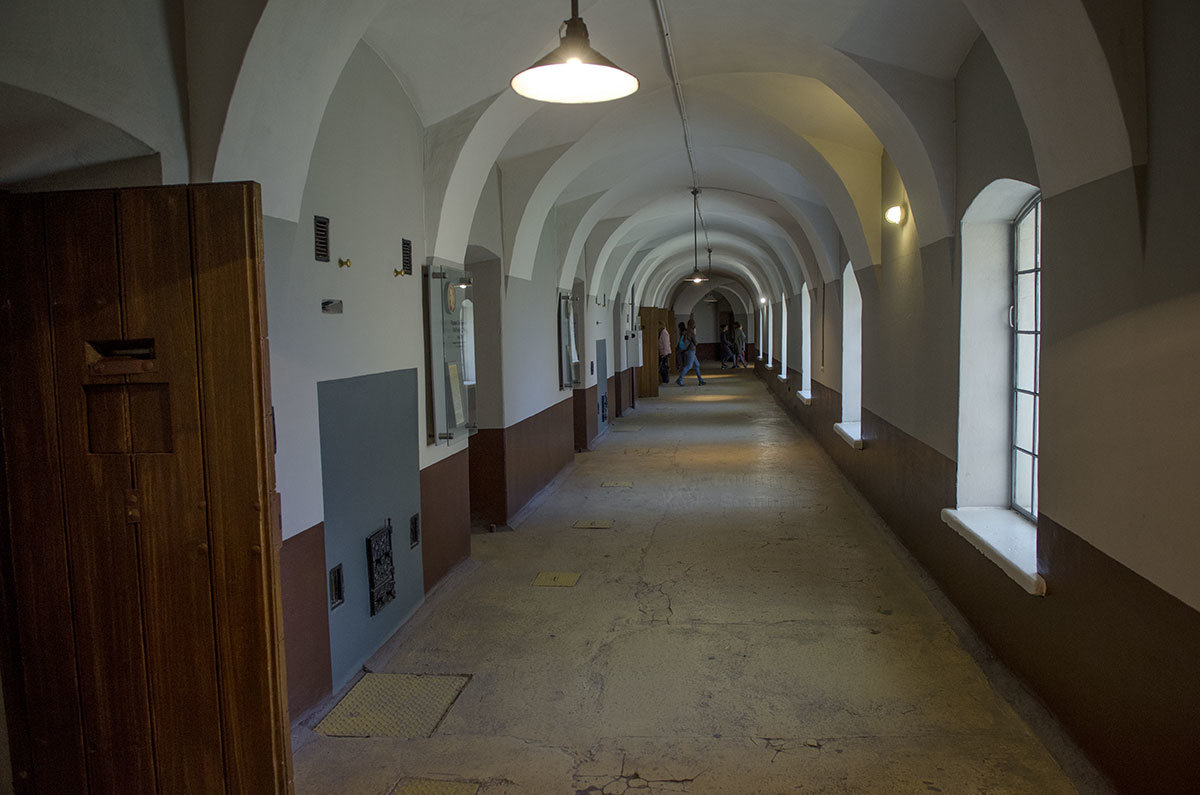 Тюрьма Трубецкого бастиона отапливалась дровяными печами, установленными в тюремных коридорах.