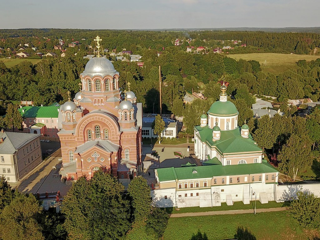 pokrovskiy-khotkov-monastyr-countryscanner-1-1024x768.jpg
