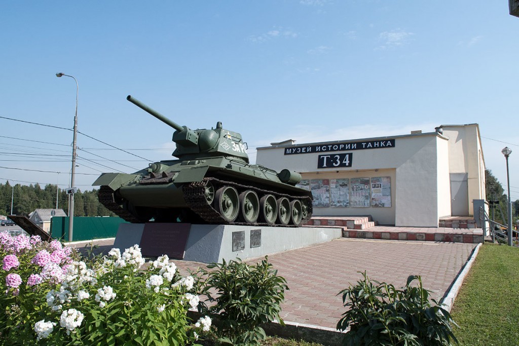 muzey-istorii-tanka-t-34-countryscanner-1-1024x683.jpg