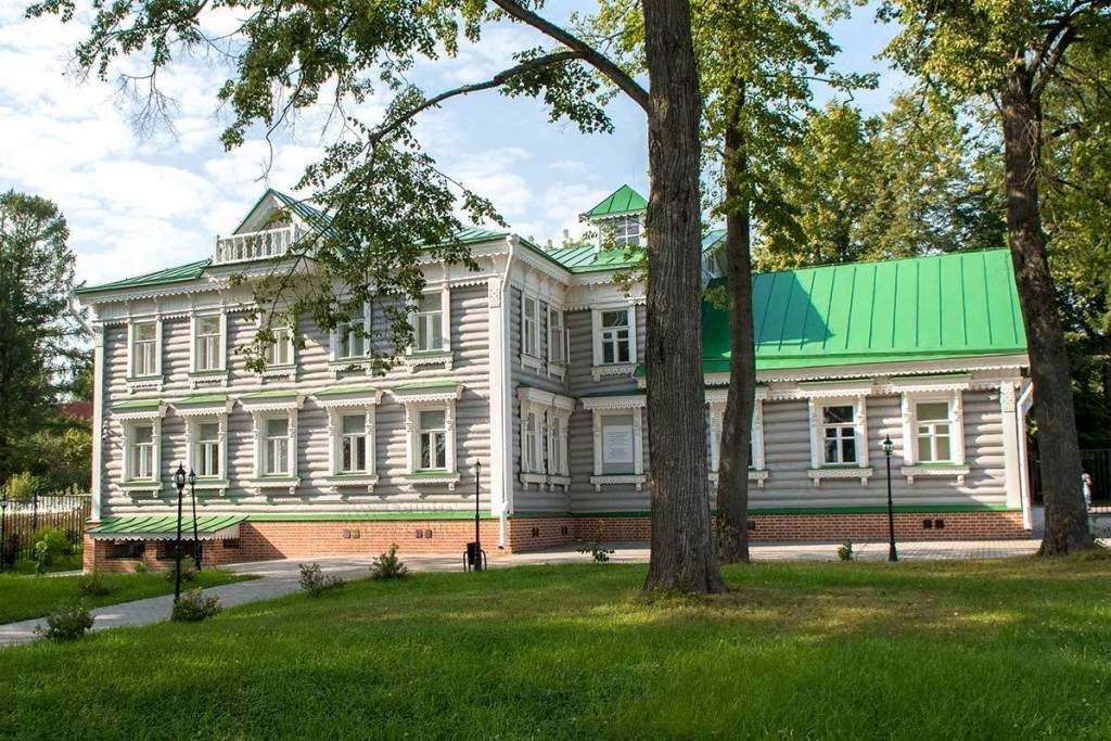 muzey-narodnykh-khudojestvennykh-promyslov-countryscanner-1-1024x683.jpg