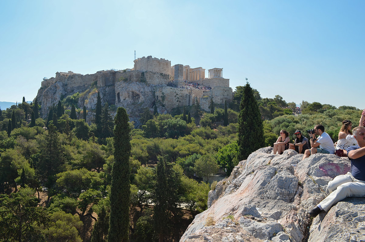 Ареопаг относится к древнему риму. Древние Афины ареопаг. Ареопаг (холм). Холм Ареса в Афинах. Холм ареопага в Афинах.