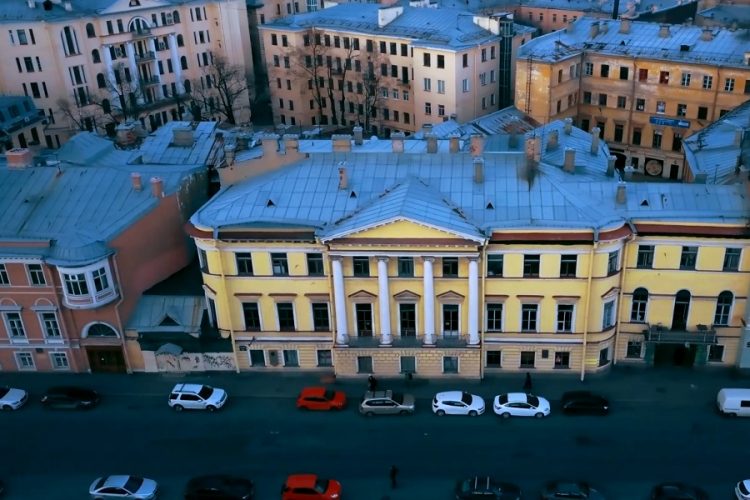 Новость 27-04-2018 Отели в Петерурге на период ПМЭФ заполнены