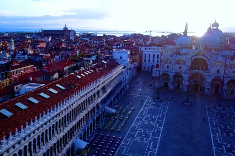 Новость 28-04-2018 Появятся специальные маршруты для туристов в Венеции