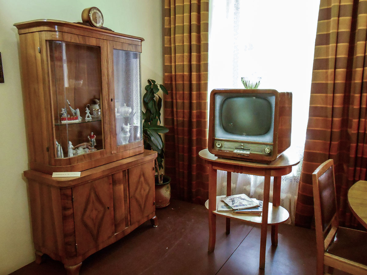 Пермский краеведческий музей демонстрирует многие характерные для определенного периода времени предметы бытового назначения.