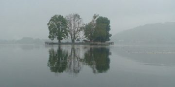 новость 09-04-2019 На острове Чар-Чинари, на озере Дал, посадят Чинары