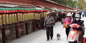 новость 27-04-2019 Столицу Тибета Лхасу посетило 19,9 миллиона посетителей