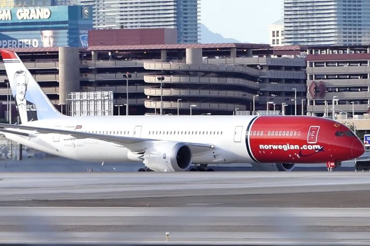 новость 27-04-2019 Бюджетная компания Norwegian Air была раскритикована за дресс-код