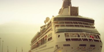 новость 19-04-2019 Количество международных круизов  в Оман увеличилось