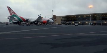 новость 20-04-2019 Угроза взрыва самолета привела к закрытию аэропорта в Кении