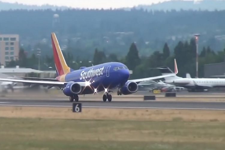 новость 27-04-2019 1 миллиард долларов - расходы Boeing за прошедшие пять месяцев