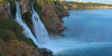 Турция держит лидерство среди туристических направлений