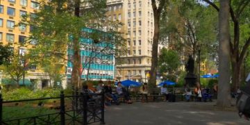 GR Gallery представляет персональную выставку Джоана Корнеллы