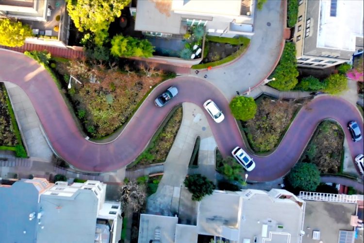 Популярная в Сан-Франциско улица - Ломбард-стрит, может стать платной