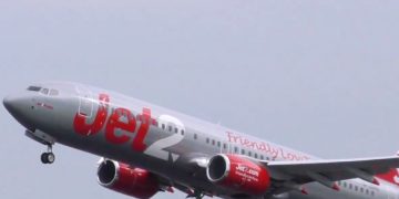 Самолеты авиакомпании Ryanair и Jet2 столкнулись в аэропорту Ист-Мидлендс