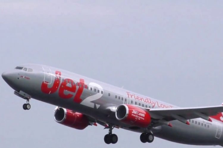 Самолеты авиакомпании Ryanair и Jet2 столкнулись в аэропорту Ист-Мидлендс