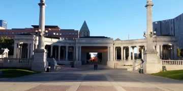 Турпоток в США растет из-за возможности курения марихуаны