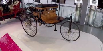 В музее Виктории и Альберта в Лондоне готовят выставку автомобилей