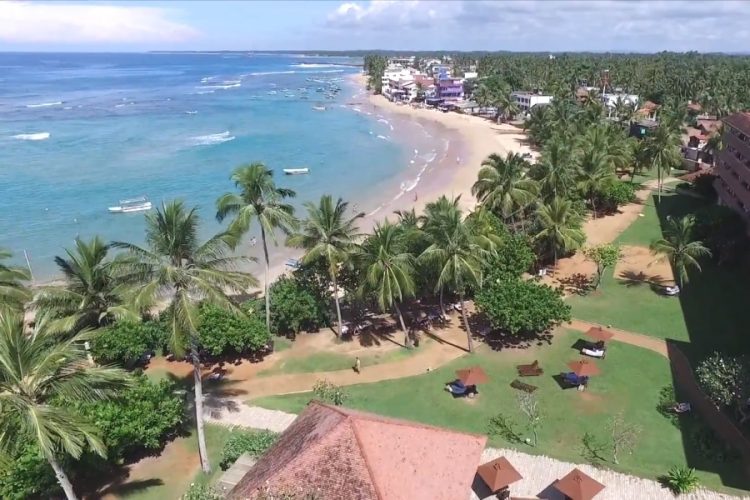 Британия внесла остров Шри-Ланка в список запретных