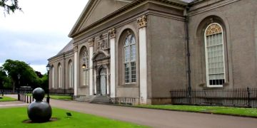 В Ирландском Музее современного искусства проходит выставка Сальседо