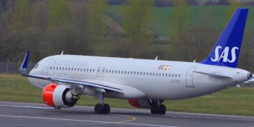 Самолет Скандинавских авиалиний приземлился не в том аэропорту