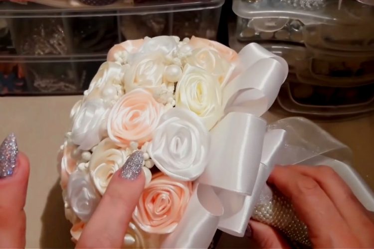 Пара решила пожениться в аэропорту Кливленд имени Хопкинса