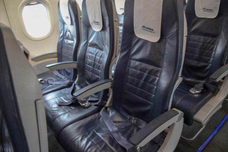 Аэропорт Гатвик обещает контролировать авиационный шум