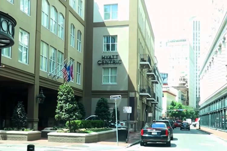 Музей искусств Нового Орлеана предлагает выставку Paper Revolutions