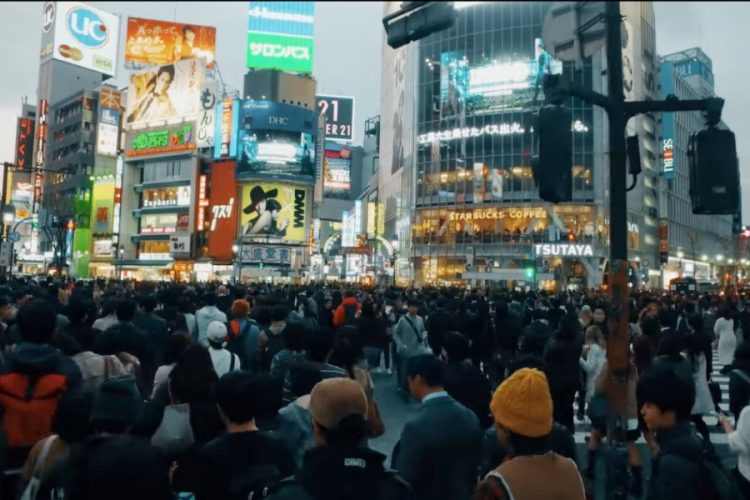 Иностранцы в Токио подвергаются расовой дискриминации