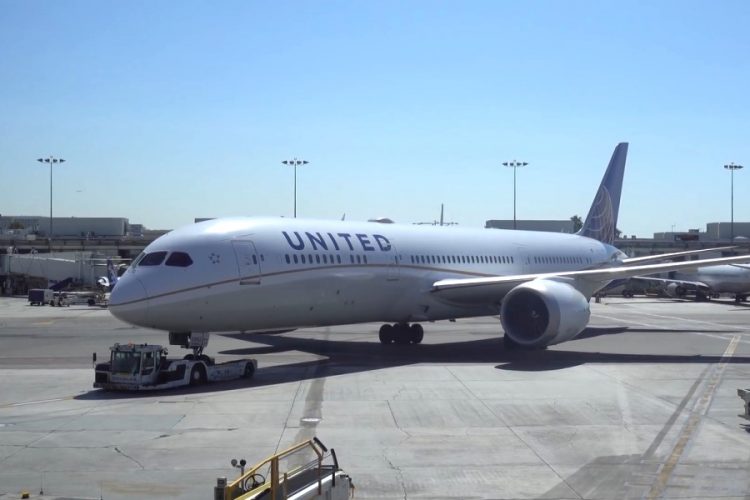 United Airlines отключат сайт бронирования Expedia