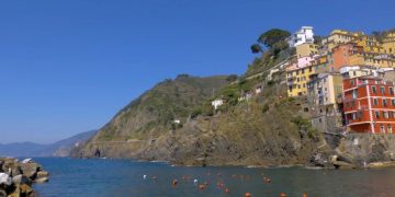 Итальянские деревни все активнее продают дома за €1