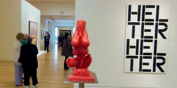 Музей современного искусства в Нью-Йорке посвятил выставку гендерным ролям