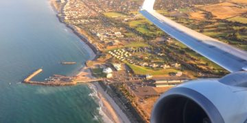 Пилот Cathay Pacific потерял зрение во время полета