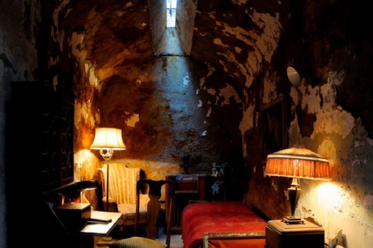 новость 10-05-2019 Камеру Аль Капоне можно увидеть в Филадельфии