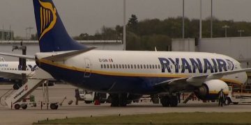 новость 23-05-2019 Авиакомпания Ryanair отчиталась о прибыли за прошедший год