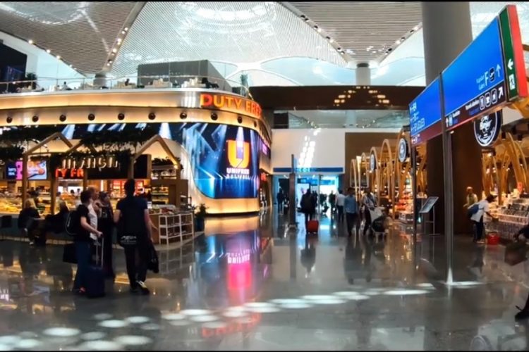 В новом аэропорту Стамбула продают долю - что будет с мега-объектом?