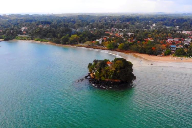 Остров Шри-Ланка нанял экспертов по управлению кризисами