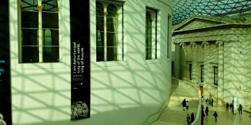 В Британском музее проведут экскурсию по "украденным" экспонатам