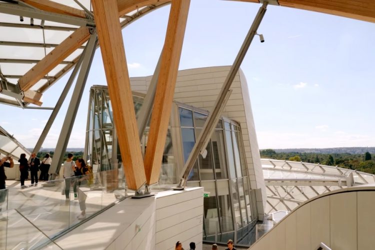 Фонд Louis Vuitton открыл выставку французского художника