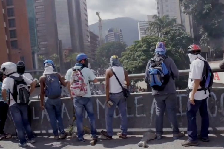 Полеты между Америкой и Венесуэлой прекращены