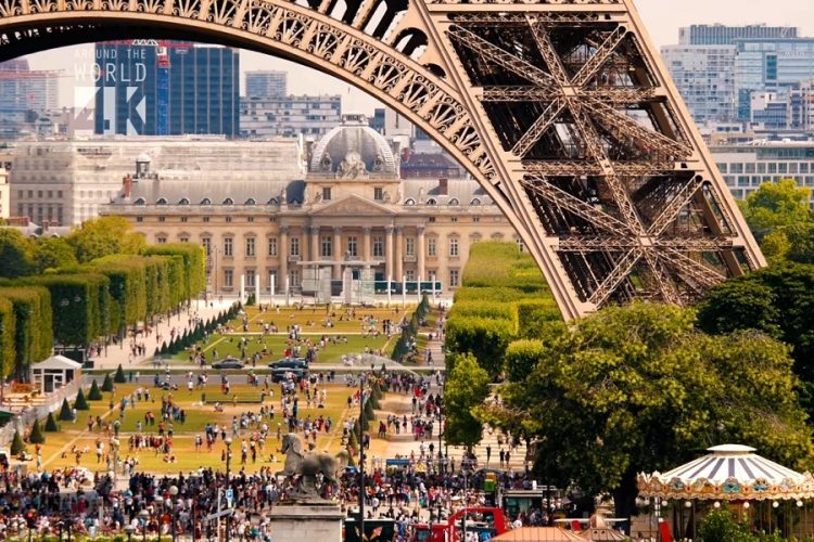 Более 30% туристов отправляются в путешествие без страховки