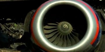 СК сообщает возможные причины катастрофы Sukhoi Superjet 100