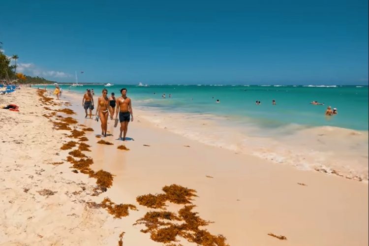 В Доминиканской Республике на туристку напал сотрудник отеля