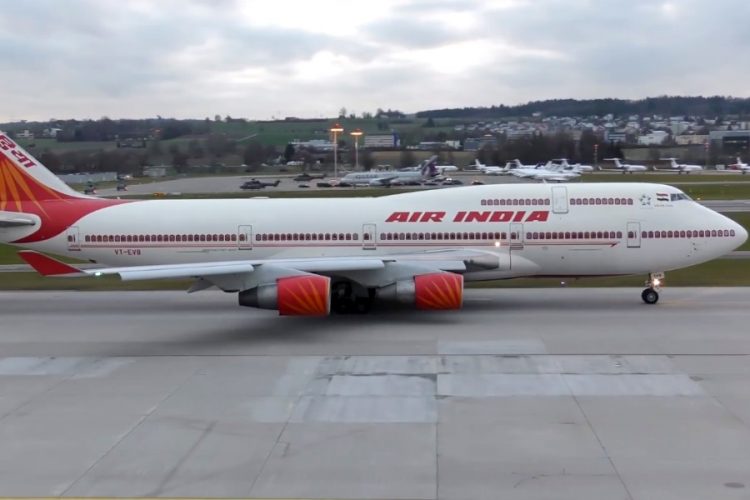 Авиакомпания Air India запрещает сотрудникам давать интервью